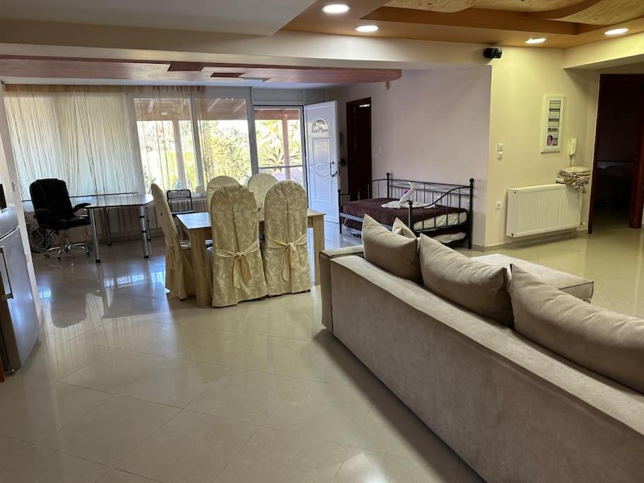 Lux House With Garden Villa Kampos  ภายนอก รูปภาพ