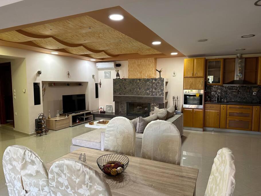 Lux House With Garden Villa Kampos  ภายนอก รูปภาพ
